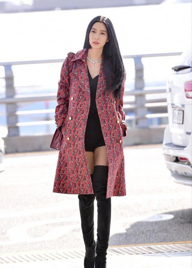 红磨坊房间